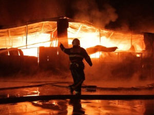 Немачка, подметнут пожар у кући за азиланте