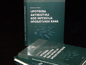 Представљена књига хирурга Момчила Д. Стошића 