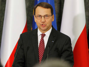 Политички потреси у Пољској, оставка Сикорског