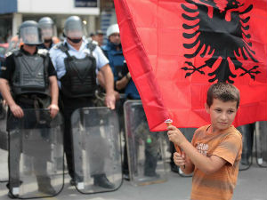 "Беса" у суботу на улицама Скопља против Груевског и Ахметија