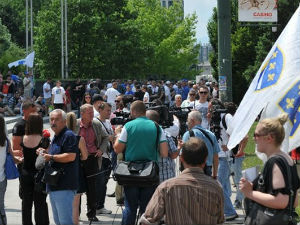 Протест у Сарајеву због хапшења Насера Орића