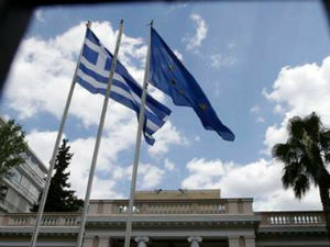 "Блумберг": Грчка неће банкротирати ако не плати дуг ММФ-у