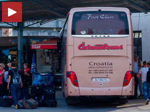 Хрватска, с путовницом трбухом за крухом