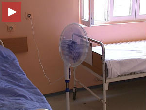 "Прегрејано" лечење у болничкој соби без климе