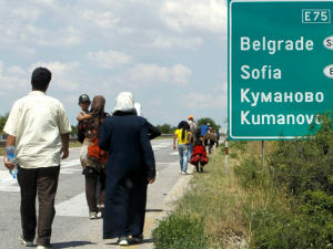 Муке избеглица са насилним македонским граничарима