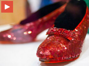 Милион долара за украдене Доротине црвене ципеле