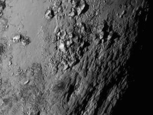 Нове фотографије Плутона, Харона и Хидре - ледене планине и Мордор!