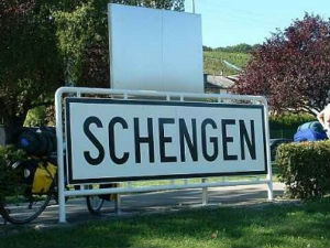 Мађарска бесна, Хрватској прети блокадом "Шенгена"