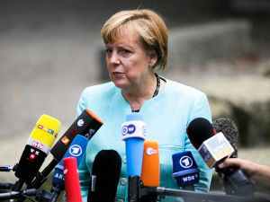 Меркелoва: Немачка не може сама