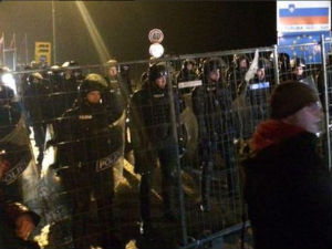 Сукоб словеначке полиције и миграната