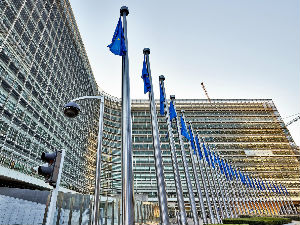 Европска комисија тражи дијалог унутар Црне Горе 