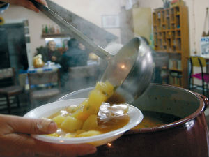 Бесплатан оброк сваког дана у Београду узме 10.500 људи
