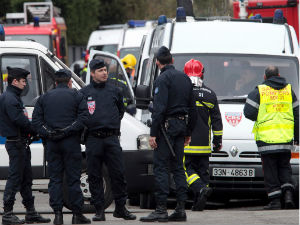 Пронађени прслук садржи исти експлозив коришћен у нападима у Паризу