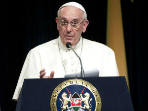 Папа: Сиромаштво, очај и фрустрације подстичу тероризам