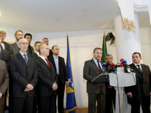 Бошњачки лидери: Насиље и терор нису наш пут