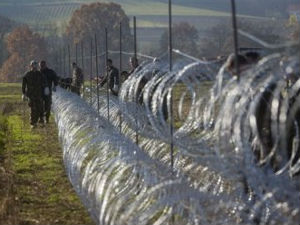 Активисти намеравају да исеку ограду на словеначко-хрватској граници 