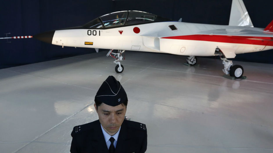 Јапан представио свој стелт авион, развијен у „Мицубишију“!