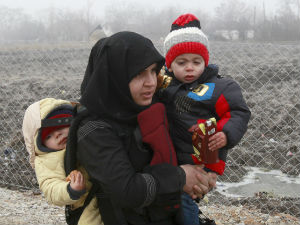 У недељу само две избеглице ушле у Македонију