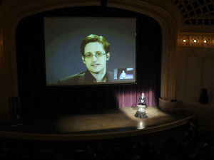 Сноуден: Вратићу се у САД само на фер суђење
