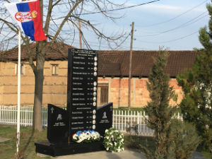 Обновљен споменик српским жртвама у Гораждевцу