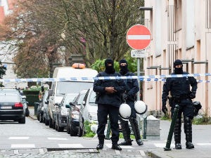 Брисел, oптужен терориста који је држао дете и жену као таоце