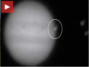 Космички судар – астероид снимљен како удара у Јупитер
