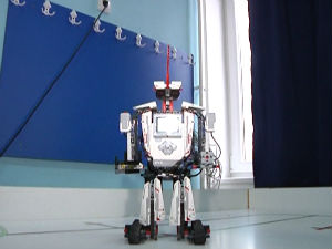 Ученици конструисали "Сајбер сторм" робота