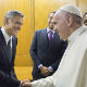 Папа одликовао Клунија, Гира и Хајекову