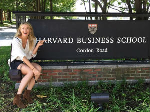 Шарапова током лета на Харварду