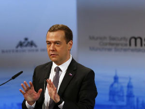 Медведев: Русија спремна да разговара са Турском