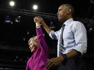 Обама спреман да "преда палицу" Клинтоновој