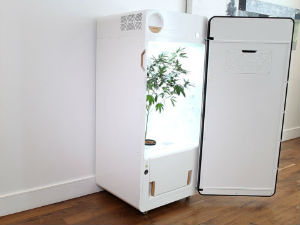 Паметни фрижидер који сам узгаја марихуану