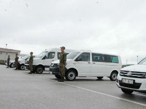 САД донирале пет моторних возила Војсци Србије