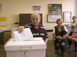 Ројтерс, АФП и АП о очекивањима од избора у Хрватској