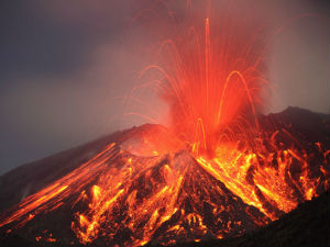 Ерупција највећег јапанског вулкана за 25 година?