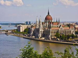 "Подобни странци" имају шансу за посао у Мађарској