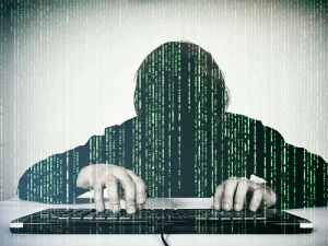 Амерички хакер „Бетмен интернета“ прети Путину и Русији
