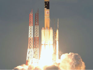 Јапанска војска лансирала први сателит за комуникације