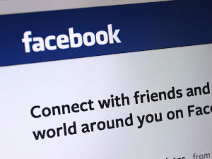 „Фејсбук“ у борби против ширења осветничког експлицитног материјала