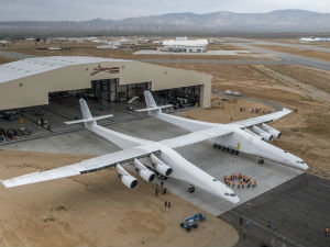 Први поглед на највећи авион на свету