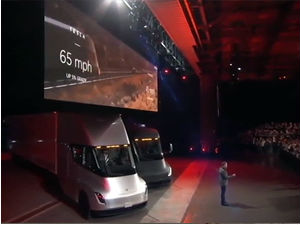 Компанија „Тесла“ представила и први електрични камион