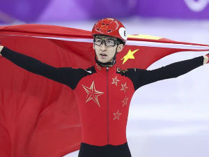 Прва златна медаља за Кину