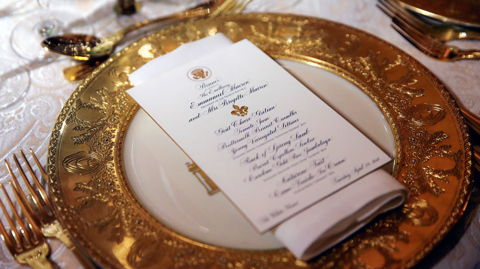 Необична вечера лидера САД и Француске у кући Џорџа Вашингтона