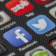 „Фејсбук“ и „Твитер“ гасе налоге због политичких манипулација