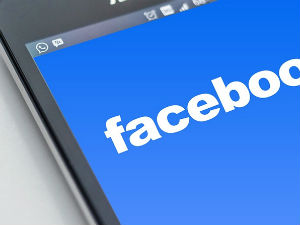 „Фејсбуку“ наређено да сакупља мање података