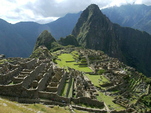 Богате Инке сахрањивали су са шкољкама