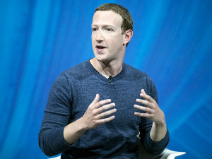Закерберг: „Фејсбук“ ће убудуће више бринути о приватности
