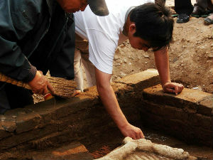 Пронађен најстарији гроб у Кини