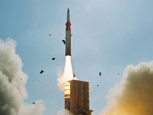 Израелски „ероу 3“ пресреће ракете ван атмосфере
