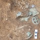 Перле, брошеви, оружје… Откривено право богатство у гробници  у Енглеској